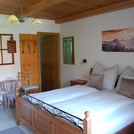 Bed and Breakfast Haus Hager Schlitters Esterno foto