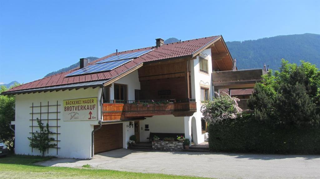 Haus Hager Bed and Breakfast Schlitters Esterno foto