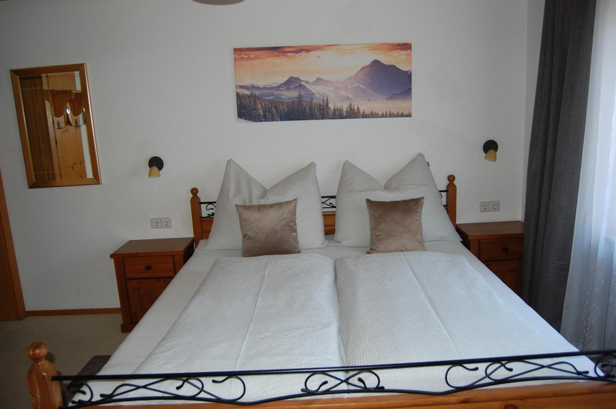 Bed and Breakfast Haus Hager Schlitters Esterno foto